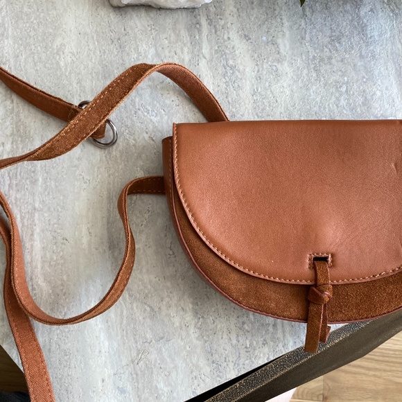 Free People Handbags - Free People Vegan Leather Fanny Pack